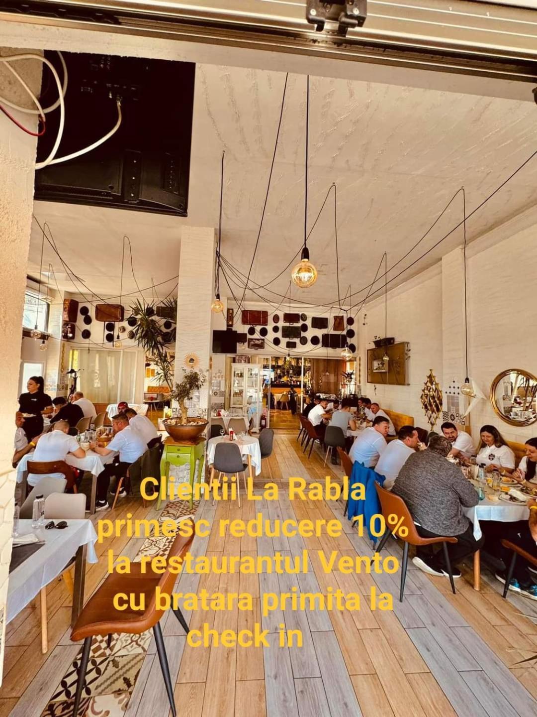 Pensiunea La Rabla Hotel Dubova Bagian luar foto