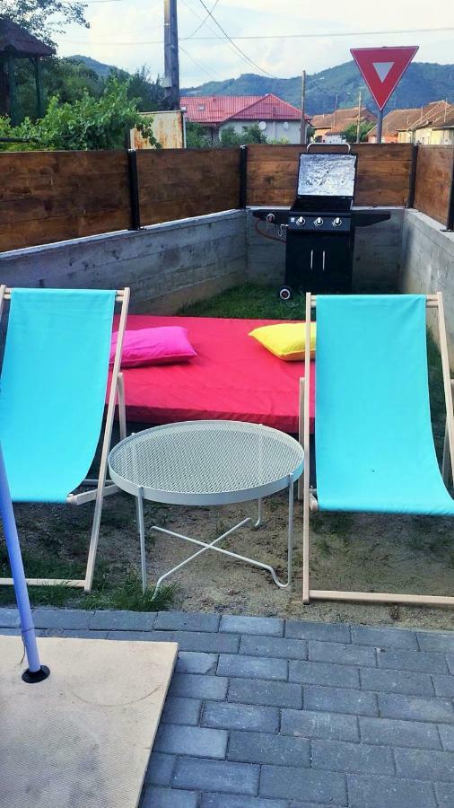 Pensiunea La Rabla Hotel Dubova Bagian luar foto