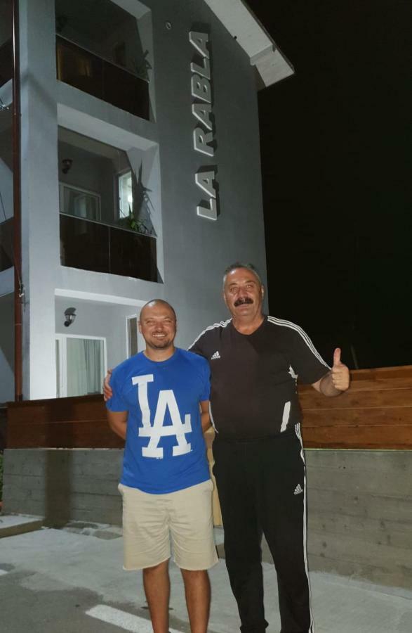Pensiunea La Rabla Hotel Dubova Bagian luar foto